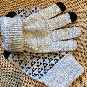 Cozy small med women’s gloves with grip